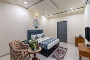 Traavista Aravali Mahal - Rom