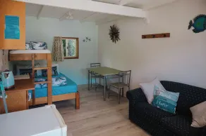 Golden Bay Holiday Park - Zimmer