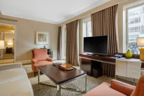 Omni Berkshire Place - Room