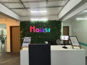 Housr Sector 43 Gurgaon Paras Hospital - Rezeption