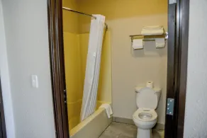 Baymont by Wyndham O'Fallon St. Louis Area - Salle de bain