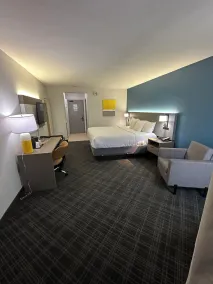 Comfort Inn Dallas Park Central - Room
