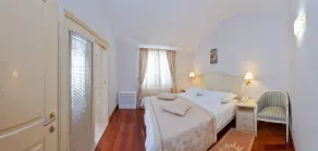 Estudio ideal para familias con terraza, sauna y jardín | Vistas al mar | Cerca de la playa - Habitación
