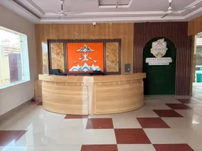 Shree Krishna Hotel & Restraunt - Recepción