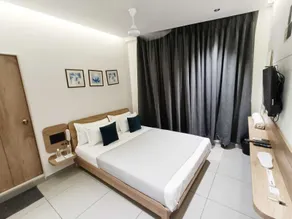 Hotel Kant by GoHotels - Near Shree Dwarkadhish Temple - Room