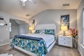 Monkey Island Townhome: Walk to Lake & Dining - Habitación