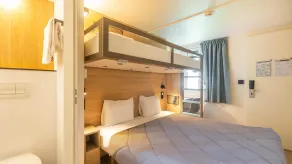 Première Classe Versailles - Saint-Cyr-l'Ecole - Chambre