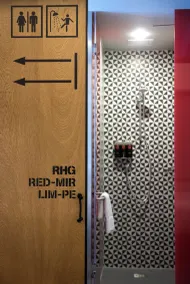 Radisson RED Miraflores - Salle de bain