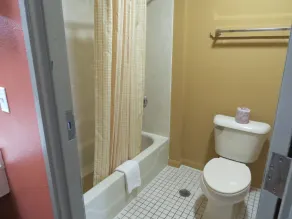 FIRST WESTERN INN - Salle de bain