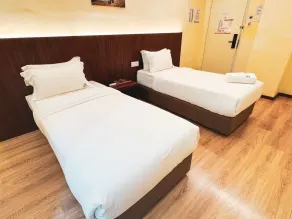 Emart Hotel (Riam) - Chambre