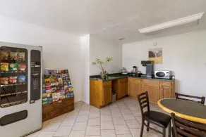 Motel 6-Rossford, OH - Restaurant