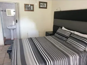 Nikita Portuguese Restaurant and Motel - Room