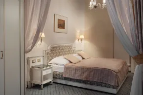 Ambassador Zlata Husa - Room