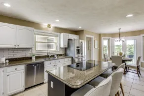 Great for Groups! Corinth Gem w/ Game Room & Pool - Innenbereich