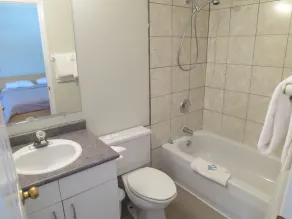Qualicum Bay Resort - Salle de bain