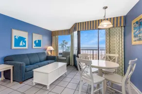 Ocean Club Resort Myrtle Beach a Ramada by Wyndham - Chambre