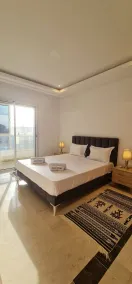 Luxurious 3-Bedroom Apartment in Heart of Tunis - Værelse