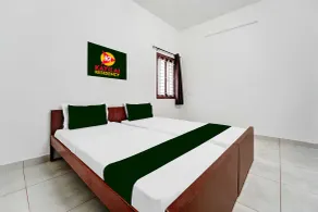 Kayilai Residency - Chambre