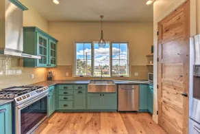 Buena Vista Home w/ Mtn Views, Walk to Main St - Interiør