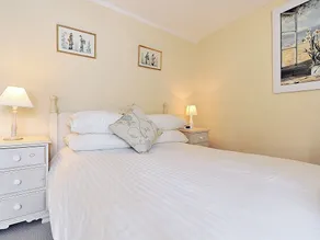 45 Georges Square - Camera