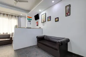 Mauryan Elite Hotel Qutab Minar Metro Station - Receção