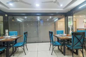 Hotel Satyug Inn - Restaurant