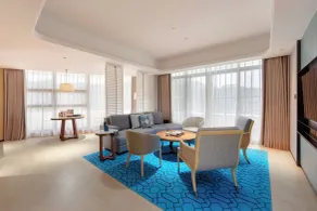 Wyndham Grand Plaza Royale Hot Springs Fenghuang - Room