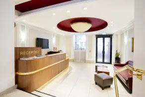 Astor Court Hotel - Hall