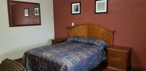 Buckboard Motel - Room
