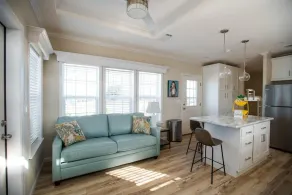 Camp Margaritaville Auburndale RV Resort and Cabana Cabins - Living area