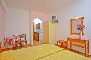 Galazia Studios - Room