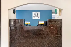 Quality Inn & Suites Decatur Priceville I-65 - Lobby