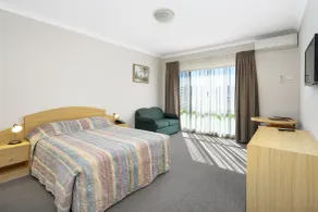 Gateway Motel - Room