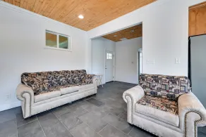 6 Mi to Rough River Lake! Waterfront Home w/ Deck - Interiør