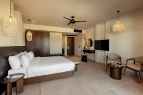 Sentido Naga Bay - Family Friendly - Chambre