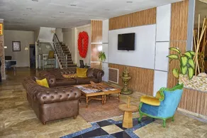 Perama Hotel - Lobby sitting area