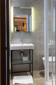 Hôtel Pratic - Salle de bain