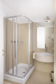 Deminka Palace - Salle de bain