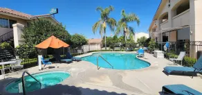 Formosa Inn - Pool