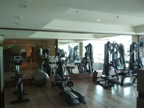 Strategic Studio Apartment at Tamansari La Grande near BIP By Travelio - Fitnessfaciliteter
