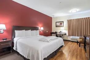 Red Roof Inn PLUS+ Tempe - Phoenix Airport - Quarto