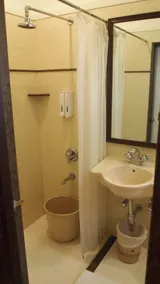 Accord Hotel - Bathroom