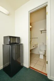America's Best Value Inn-Marion - Salle de bain