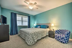 Homey Duplex - 10 Mi to Downtown Grand Rapids! - Room