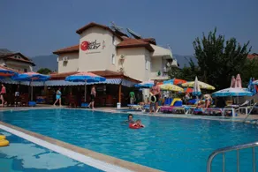 Tolay Hotel - Basseng