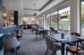 Delta Hotels by Marriott Huntingdon - Restaurant