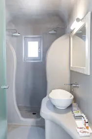 Unique Suites - Bathroom