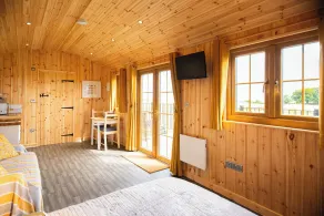 Head For The Hills Glamping - Skylark Shepherd's Hut - Zimmer