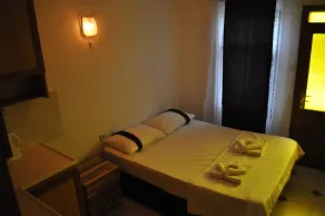 Nicholas Garden Hotel - Habitación