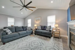 Angola Vacation Rental, Walk to Lake Erie Beach! - Interiør